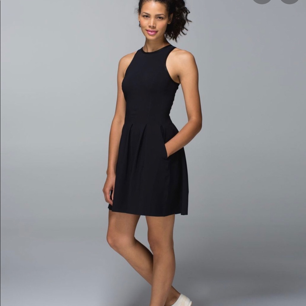 NWOT lululemon Here to There dress
